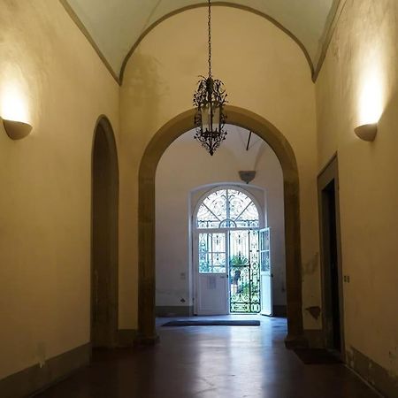 Loft Moderno Ubicato Nel Centro Storico Di Lucca Apartment Exterior foto
